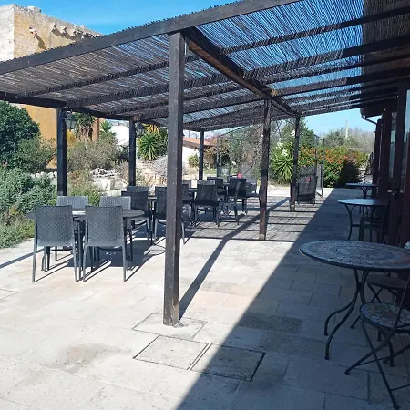 Masseria Bella Viola Bed & Breakfast