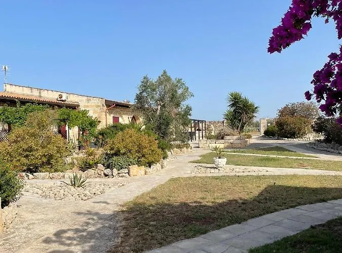 Masseria Bella Viola 托雷瑞纳尔达